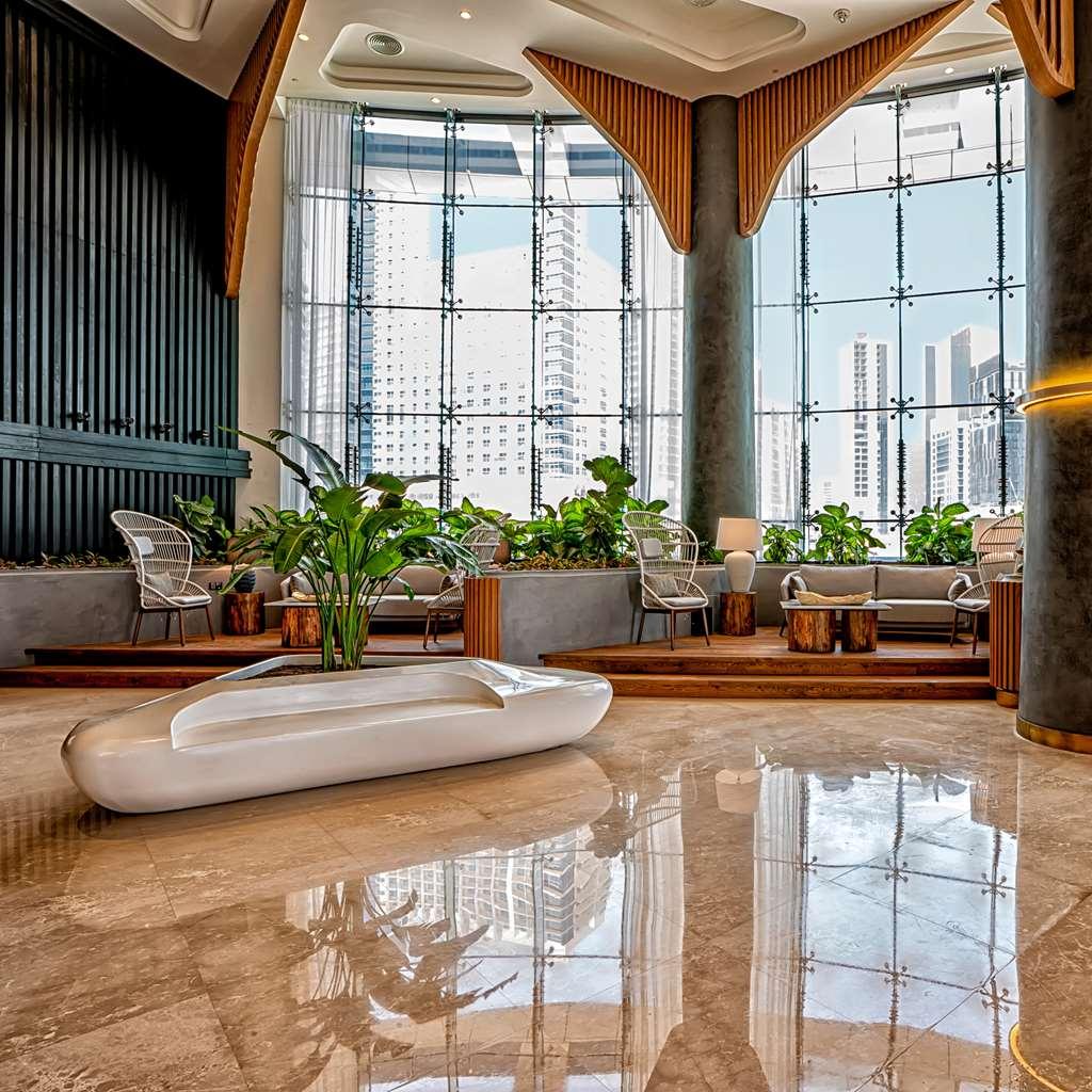 The First Collection Business Bay 4* دبي
